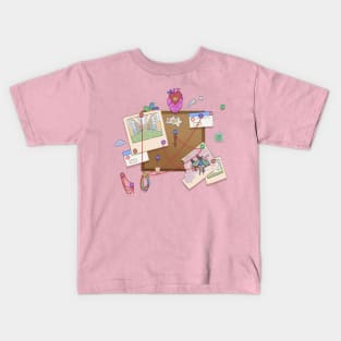 Weirdcore pinboard Kids T-Shirt